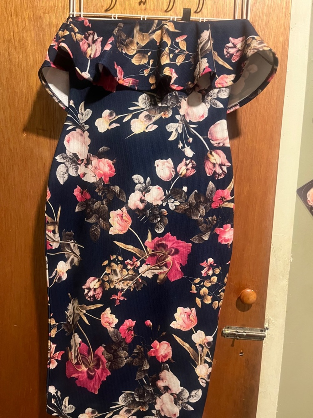 ASOS Off Shoulder Floral Bodycon Midi Dress Navy Pink Size 6| Wedding Guest